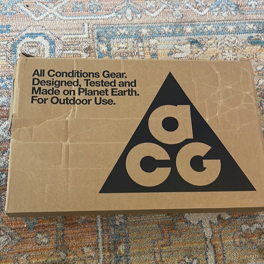 NIKE ACG Lowcate sz 13